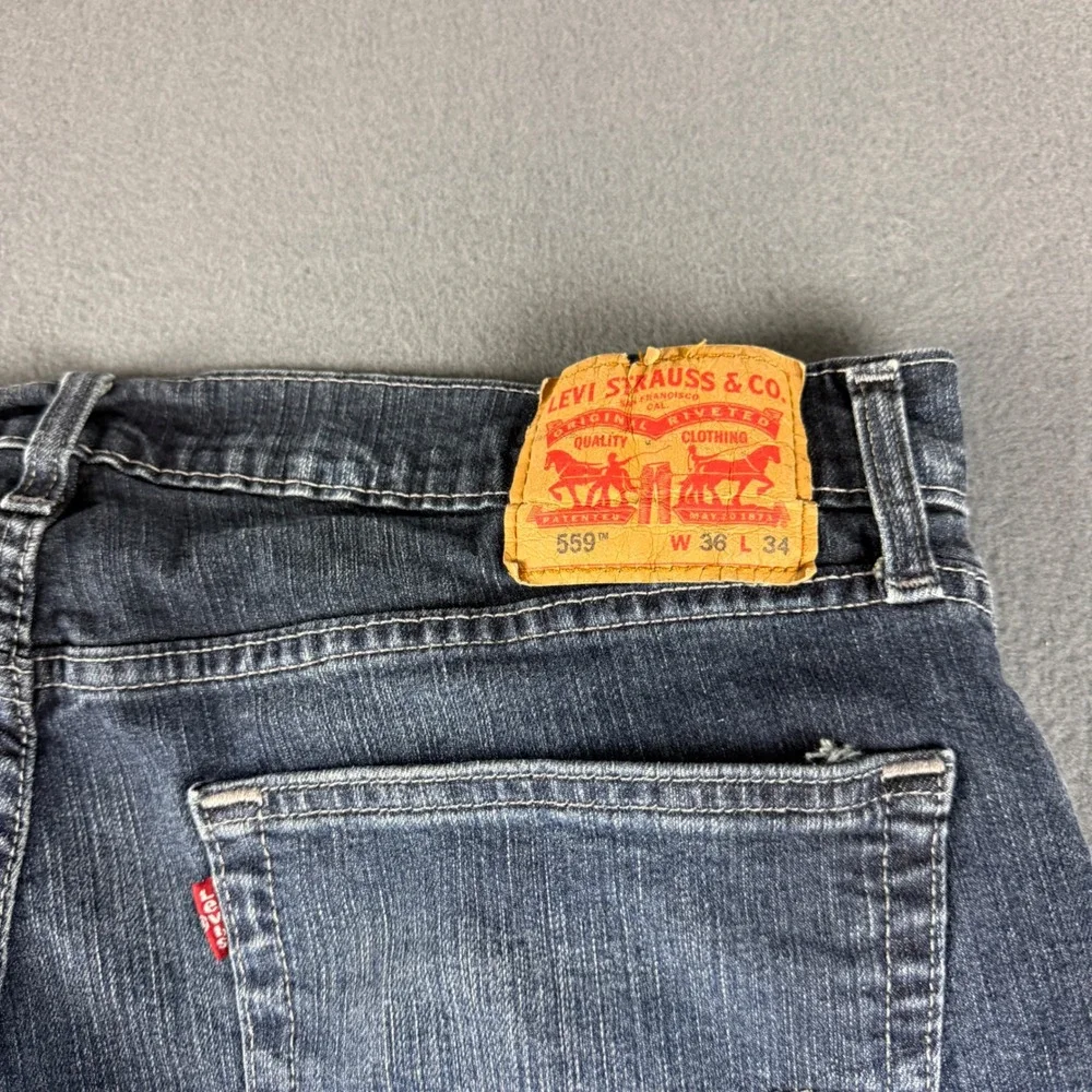 Levi 559 Jeans Men's 36x34 Blue Relaxed Fit Straight Leg Faded Dark Wash Baggy